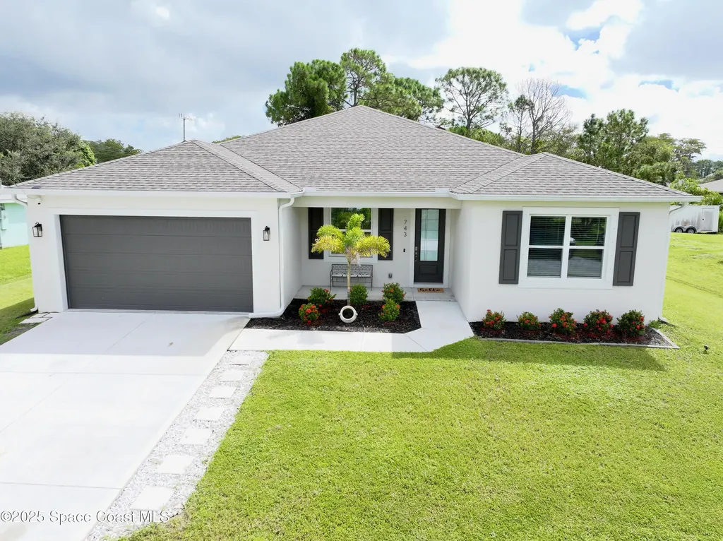 743 Taluga Avenue SE Palm Bay FL 32909