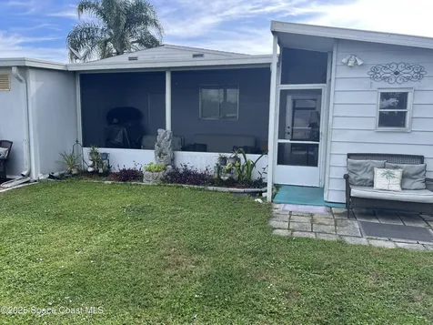 1724 Mango Street NE Palm Bay FL 32905