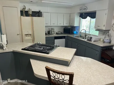 1724 Mango Street NE Palm Bay FL 32905