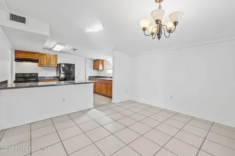 907 Espanola Way Melbourne FL 32901