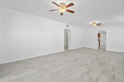 907 Espanola Way Melbourne FL 32901