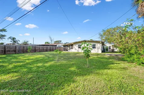 907 Espanola Way Melbourne FL 32901