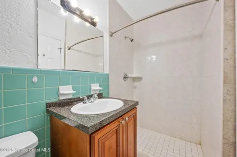 907 Espanola Way Melbourne FL 32901