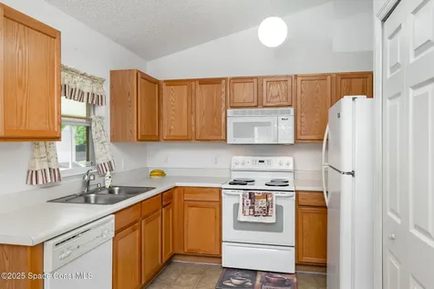 1706 Delki Street NW Palm Bay FL 32907
