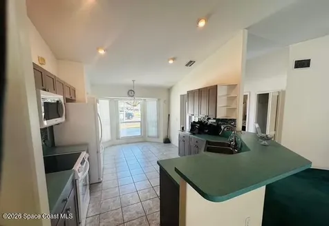 298 Dobbins Road NW Palm Bay FL 32907