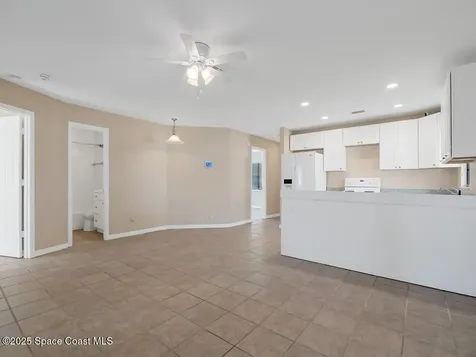2946 1st Street SW Vero Beach FL 32968