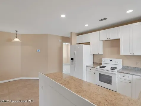 2946 1st Street SW Vero Beach FL 32968