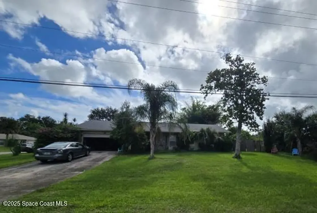 1195 Emerson Drive NE Palm Bay FL 32907