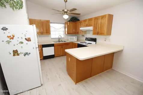 1905 Myrtle Court NE Palm Bay FL 32905