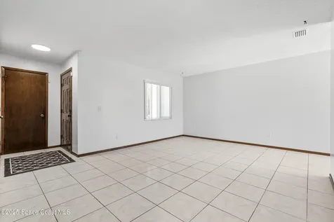 1430 Sara L Street Kissimmee FL 34744