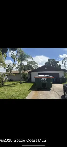 726 Cleaves Street SE Palm Bay FL 32909