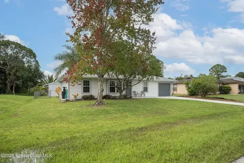 258 Umber Street NW Palm Bay FL 32907