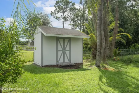 258 Umber Street NW Palm Bay FL 32907