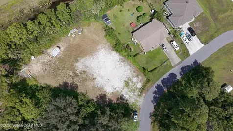 895 Tedder Road SE Palm Bay FL 32909