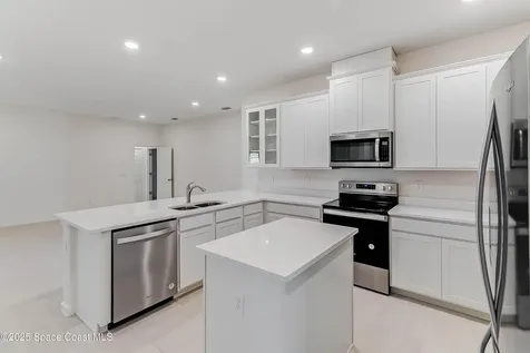 7075 Serpentine Court Grant-valkaria FL 32949