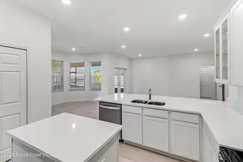 7075 Serpentine Court Grant-valkaria FL 32949