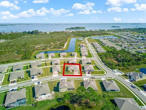 7075 Serpentine Court Grant-valkaria FL 32949
