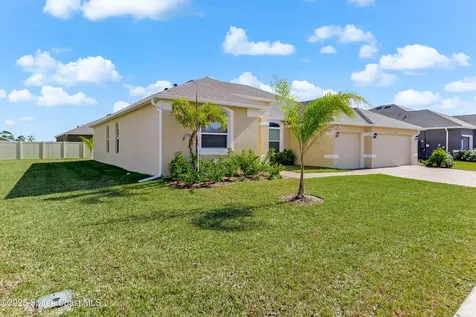 7075 Serpentine Court Grant-valkaria FL 32949