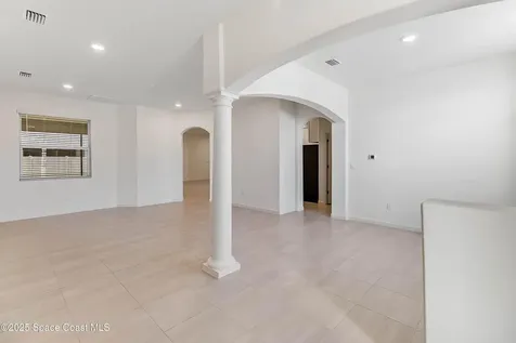 7075 Serpentine Court Grant-valkaria FL 32949