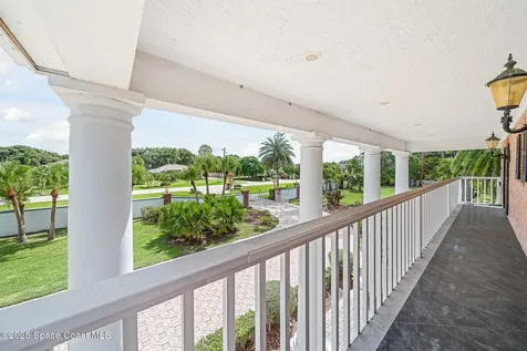 2195 S Courtenay Parkway Merritt Island FL 32952