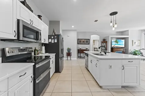 813 Del Mar Circle Melbourne FL 32904
