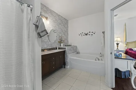 813 Del Mar Circle Melbourne FL 32904