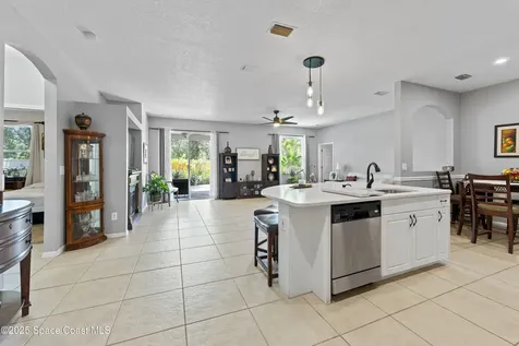 813 Del Mar Circle Melbourne FL 32904
