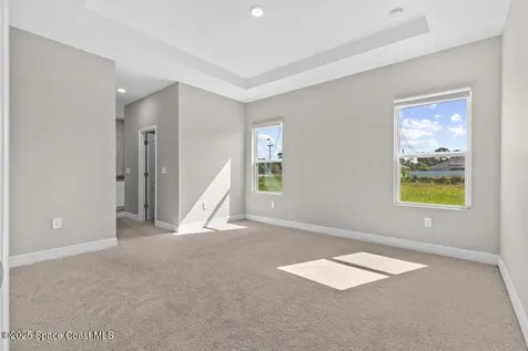 529 Tejon Avenue SW Palm Bay FL 32908