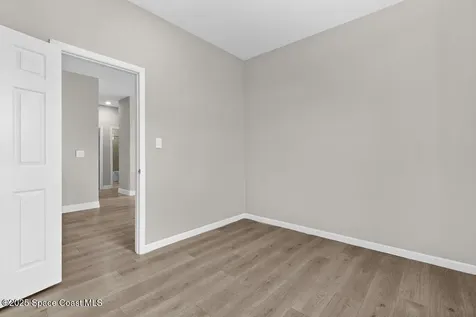529 Tejon Avenue SW Palm Bay FL 32908