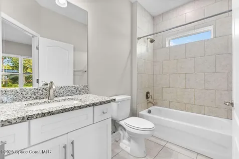 529 Tejon Avenue SW Palm Bay FL 32908
