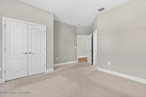 529 Tejon Avenue SW Palm Bay FL 32908