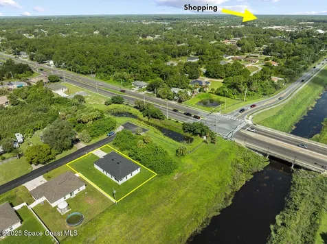 529 Tejon Avenue SW Palm Bay FL 32908