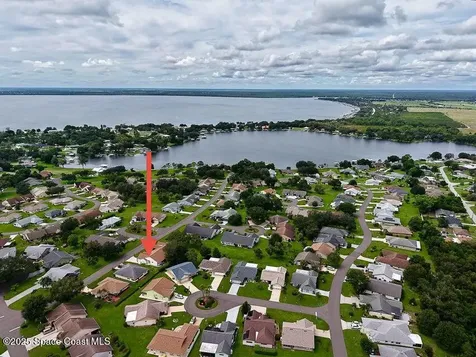 211 Brentwood Drive N Lake Placid FL 33852