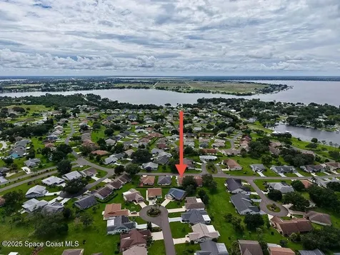 211 Brentwood Drive N Lake Placid FL 33852