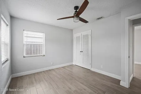320 Avenida De La Vista Indialantic FL 32903