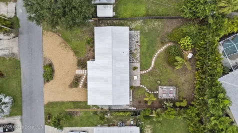 320 Avenida De La Vista Indialantic FL 32903