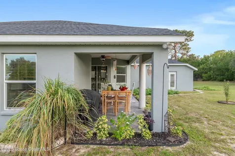 5450 NE 61st Avenue Road Silver Springs FL 34488