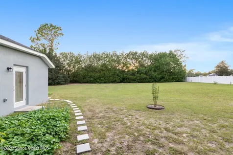 5450 NE 61st Avenue Road Silver Springs FL 34488