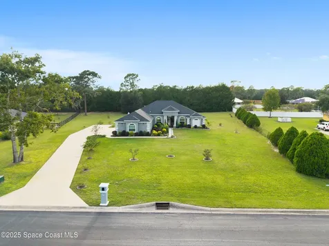 5450 NE 61st Avenue Road Silver Springs FL 34488