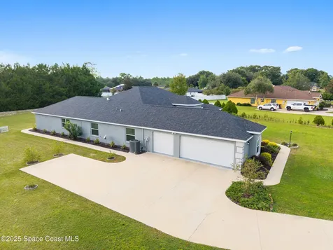 5450 NE 61st Avenue Road Silver Springs FL 34488