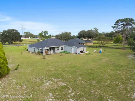 5450 NE 61st Avenue Road Silver Springs FL 34488