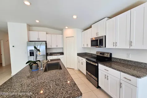 36442 Flats Street Zephyrhills FL 33541