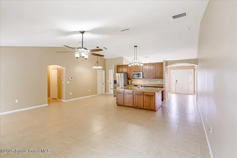 391 Bougainvillea Street NW Palm Bay FL 32907