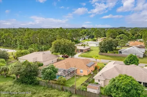 391 Bougainvillea Street NW Palm Bay FL 32907