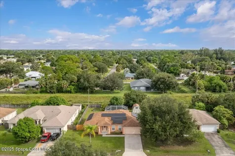 391 Bougainvillea Street NW Palm Bay FL 32907