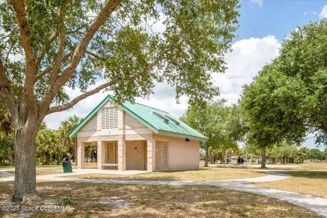 391 Bougainvillea Street NW Palm Bay FL 32907