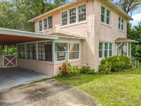 824 Indian River Avenue Titusville FL 32780