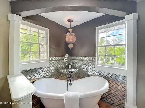 824 Indian River Avenue Titusville FL 32780