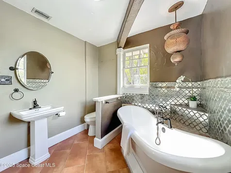 824 Indian River Avenue Titusville FL 32780