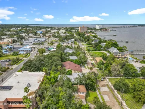 824 Indian River Avenue Titusville FL 32780